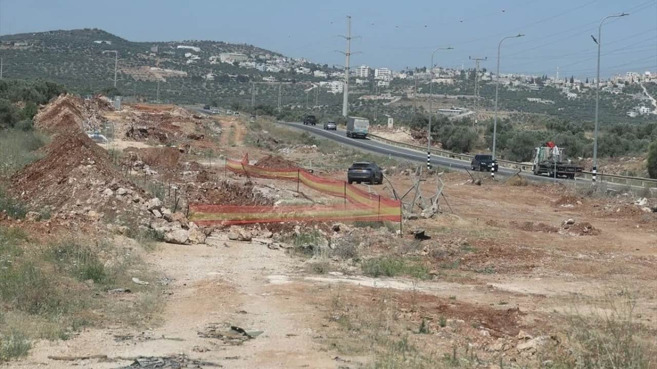 Foto - 2 beldeyi kapalı askeri alan ilan etti Şerefsizliğinin üstünü örtüyor