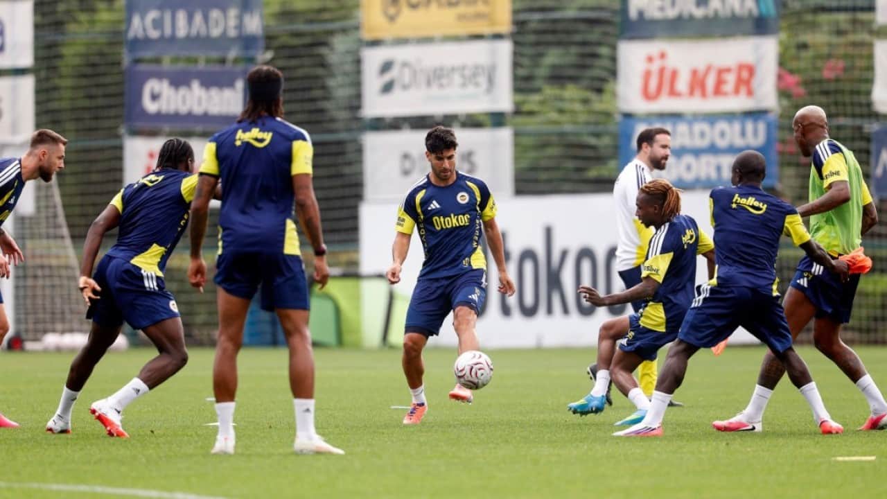 Foto - 3 eksik var! Fenerbahçe'nin Sturm Graz maçı kamp kadrosu açıklandı
