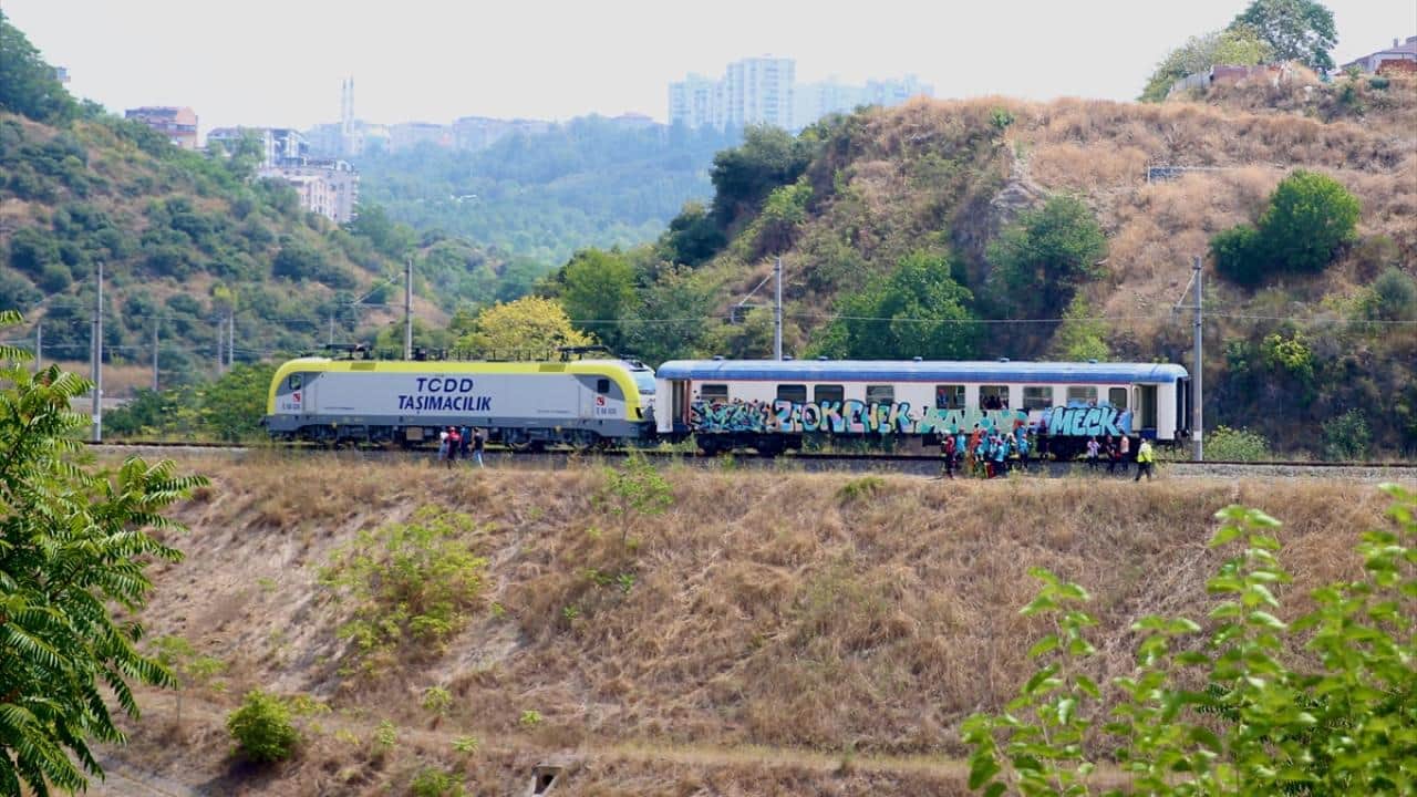 Foto - 3 ilden ekipler katıldı! Hızlı tren kazası tatbikatı yapıldı