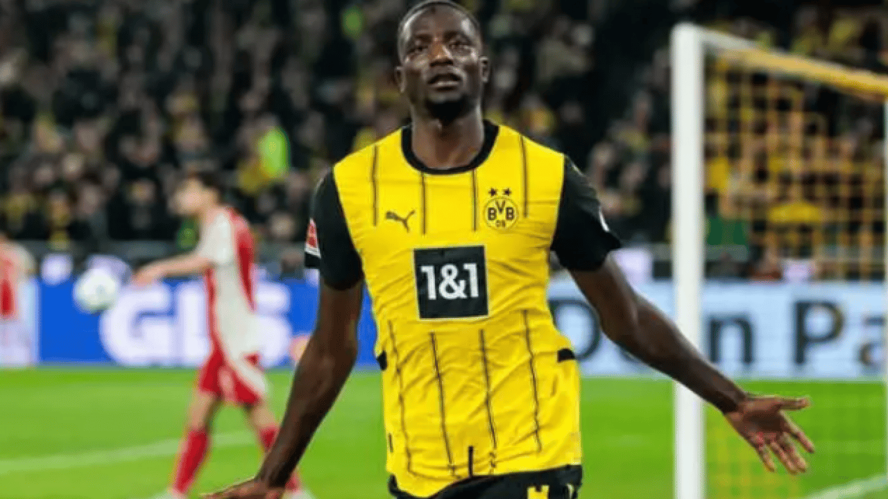 Foto - 32 milyonluk transfer : Fenerbahçe yıldız oyuncuyla el sıkıştı! 