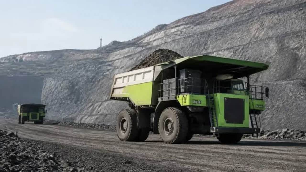 Foto - 350 tonluk dev elektrikli kamyon! 25 dakikada şarj oluyor