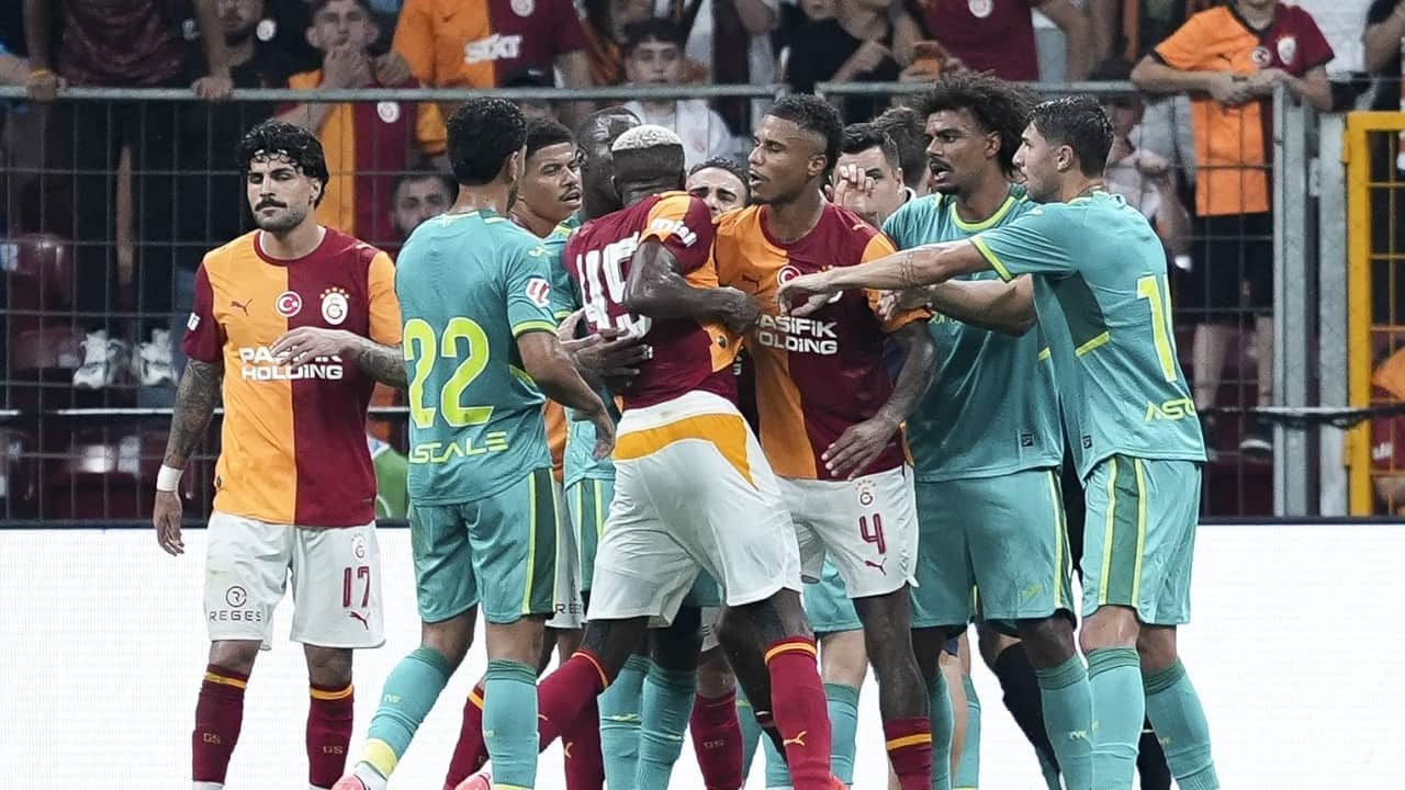 Foto - 4 yıl üst üste şampiyona olan takım ama... Devre mülk gibi oyuncu almaya çalışıyoruz!