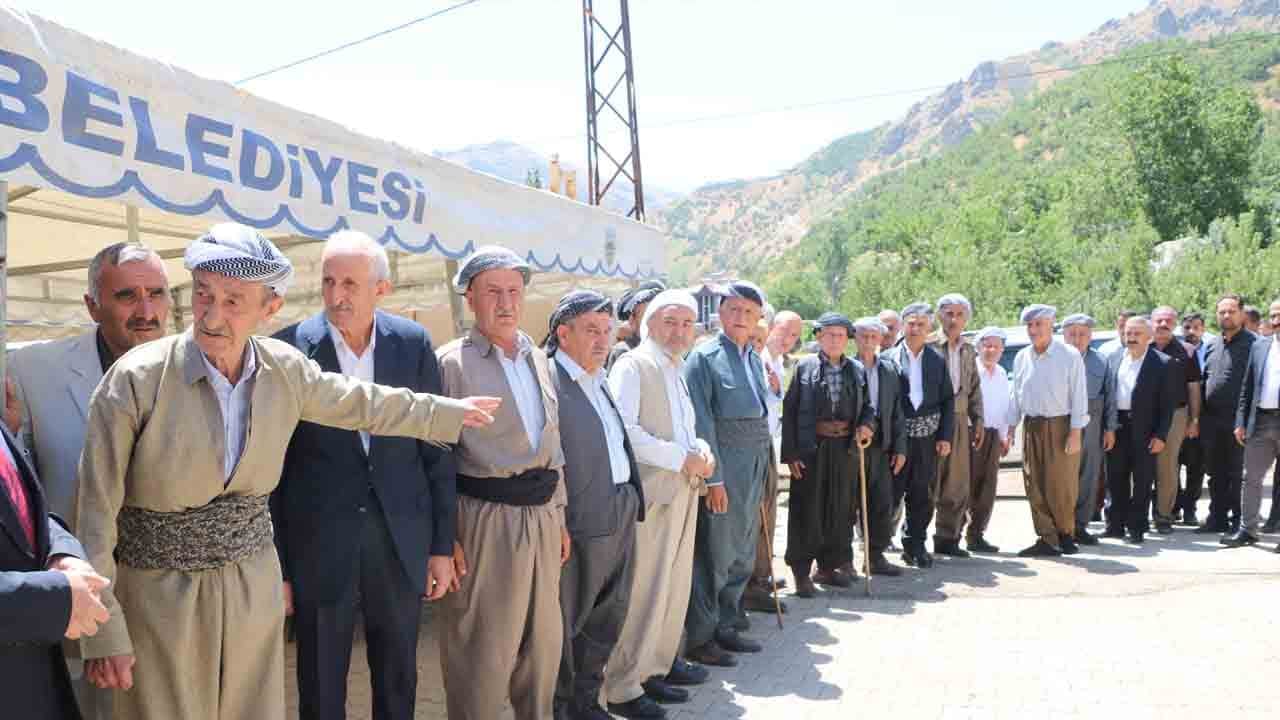 Foto - 5 ölümlü olay sonrası iki aile el sıkıştı: Büyükler araya girdi husumet barışla bitti