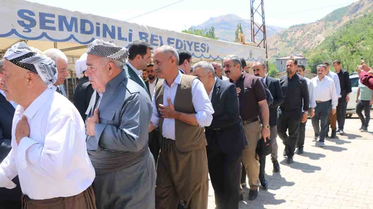 Foto - 5 ölümlü olay sonrası iki aile el sıkıştı: Büyükler araya girdi husumet barışla bitti