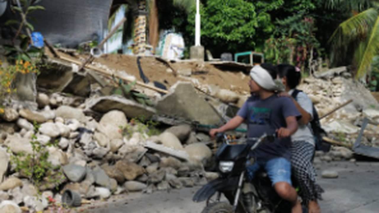 Foto - 6.3’lük deprem oldu! Resmen zangır zangır sallandı