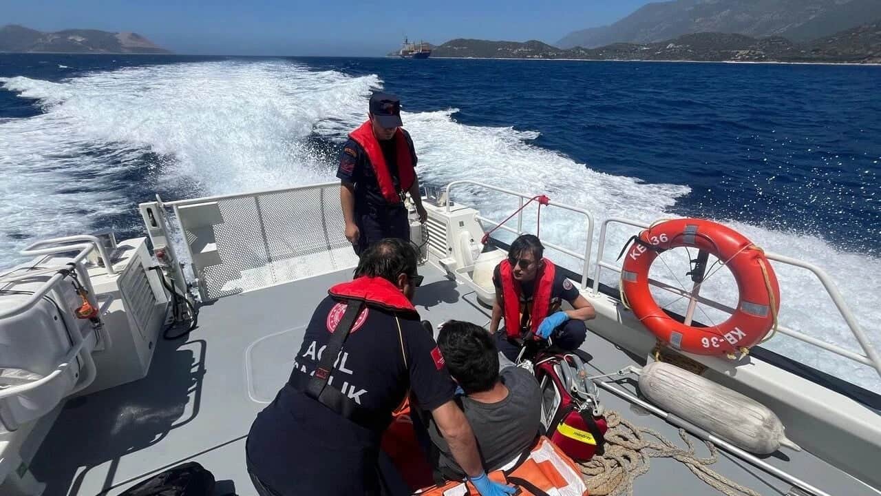 7 gün 24 saat görev yapıyorlar Denizin hakimleri 2 bin 257 kişiyi kurtardı