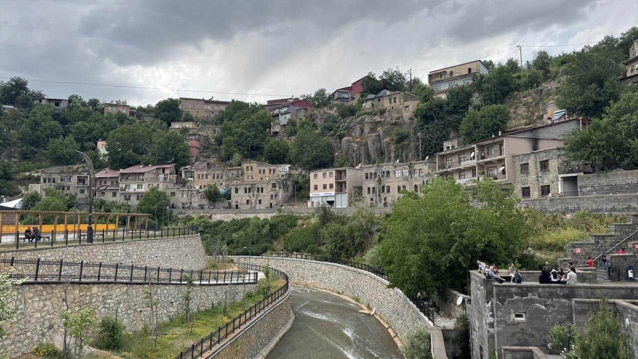 Foto - 8 medeniyete ev sahipliği yaptı! Tarihin ve doğal güzelliklerin buluştuğu şehir: Bitlis