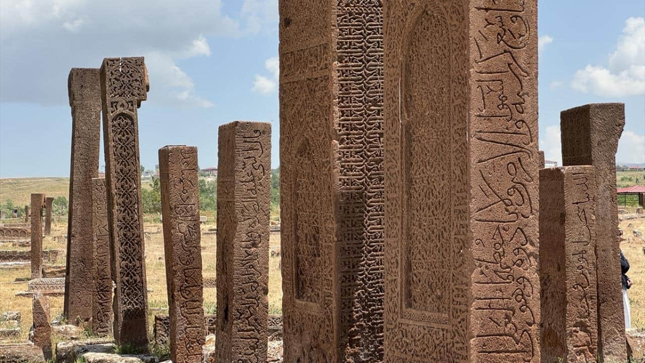 Foto - 8 medeniyete ev sahipliği yaptı! Tarihin ve doğal güzelliklerin buluştuğu şehir: Bitlis