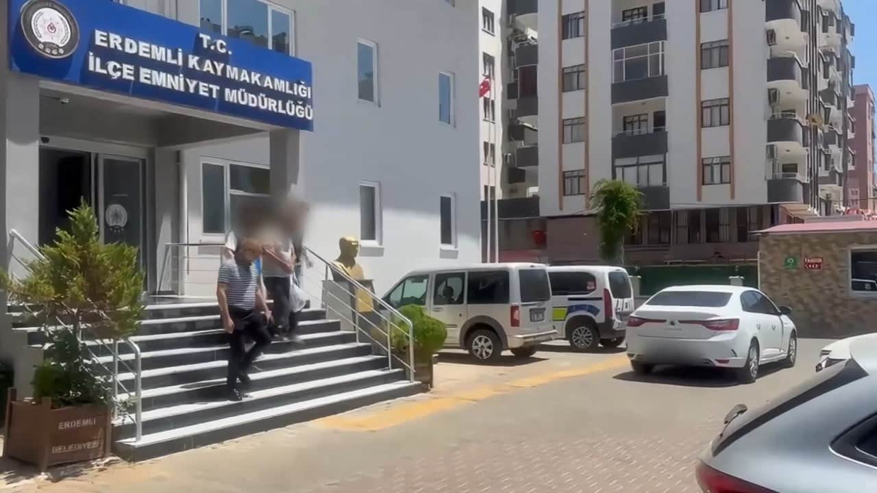 Foto - 80 yaşındaki adama canice saldırı! Boynunu kırmaya çalıştı