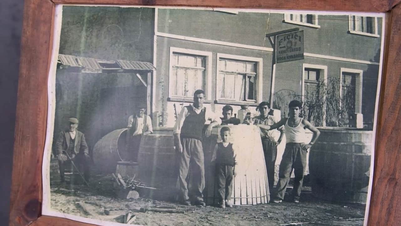 Foto - 81 yaşında halen tezgahın başında! Dededen toruna 145 yıllık miras