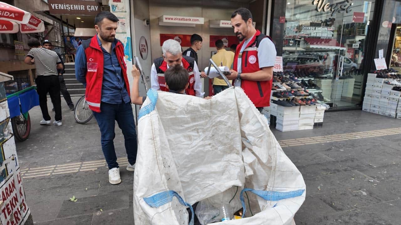 Foto - 9 bin 842 çocuğa ulaşıldı Çocuklar güvende