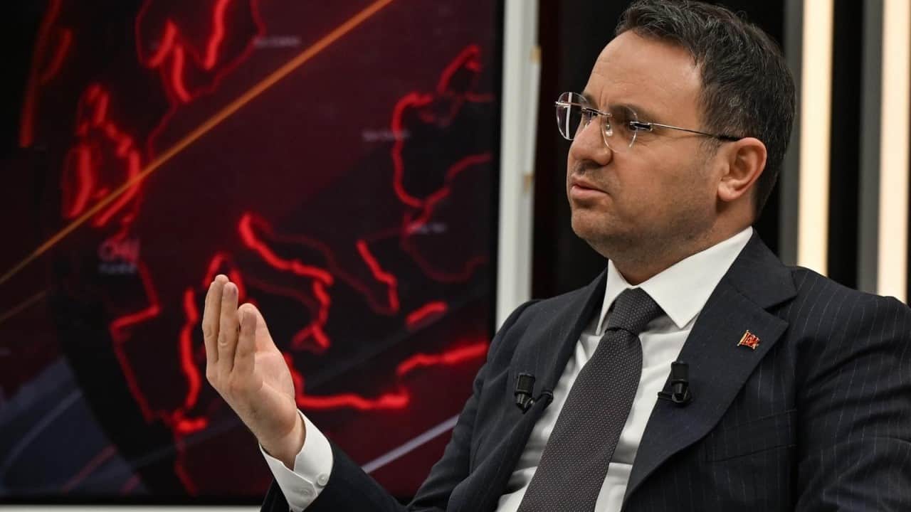 Foto - Abdülhamid Han Kültür Eğitim Derneği Genel Başkanı Turgay Yazıcı 'Hakikat Yükseldikçe İftiralar Çöküyor' diyerek duyurdu...
