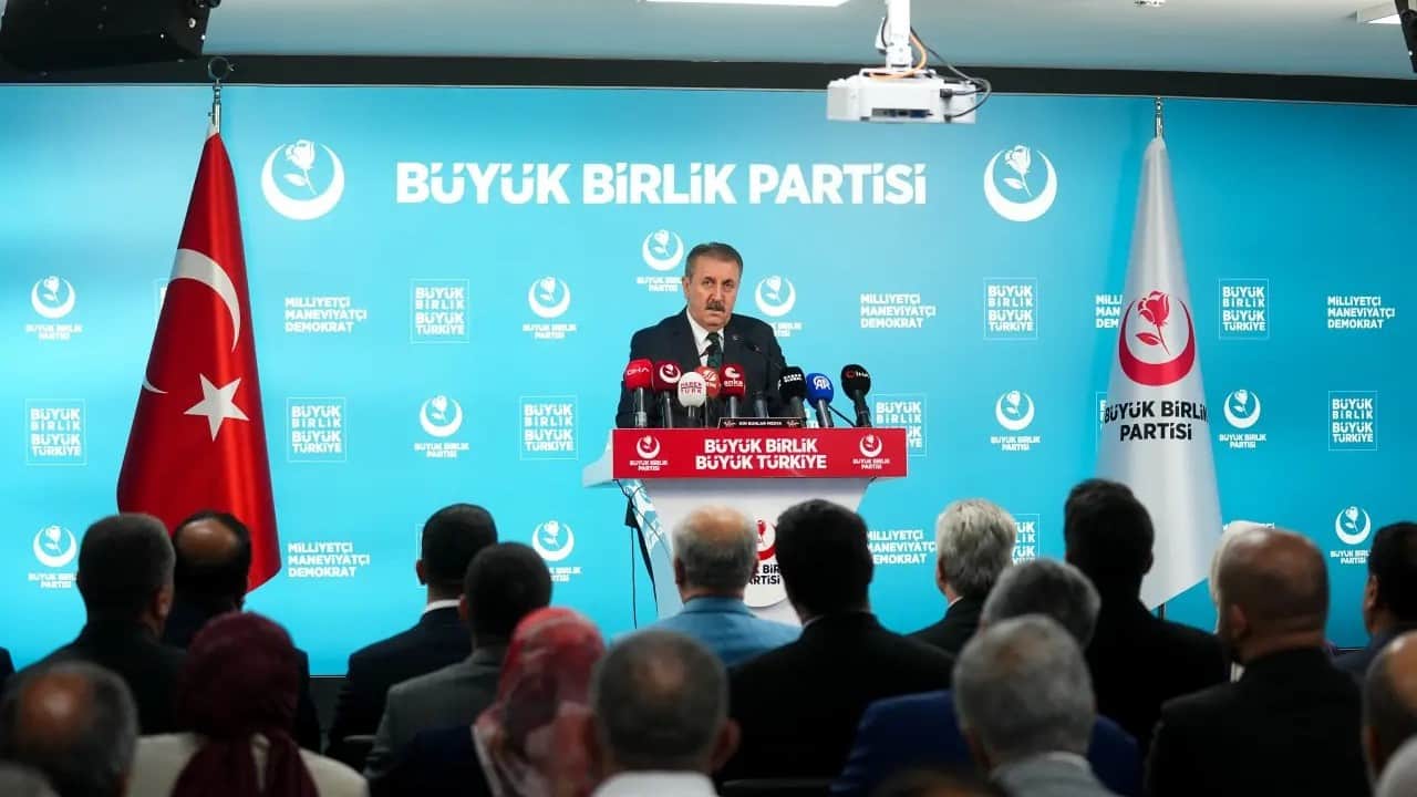 Foto - Abdullah Gül'ün sözlerini işaret etti: Bu helikopteri uçaklar düşürdü