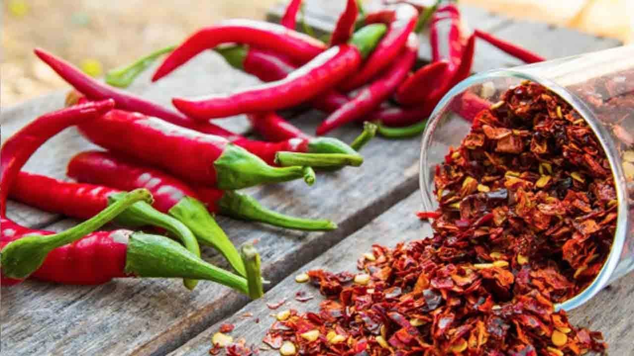 Acı severlere kötü haber: Yemek borusu kanseri riskini 3 kat artırıyor!