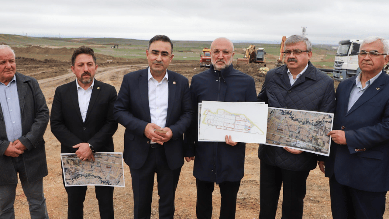 Foto - Afyonkarahisar'da dev yatırım: Türkiye'nin ilk 'Yeşil OSB'si' Sinanpaşa'da yükseliyor