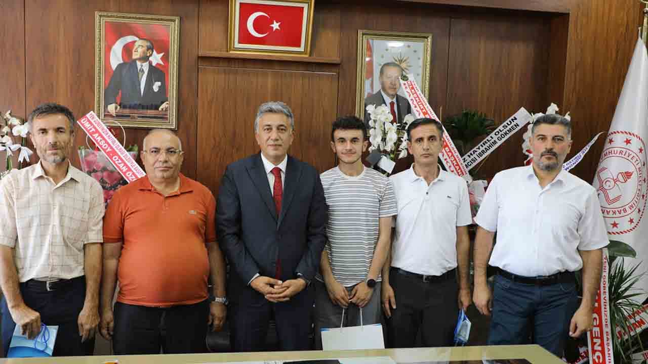 Foto - Ağrı'nın gururu oldu: Kur'an tilavetinde Türkiye ikincisi