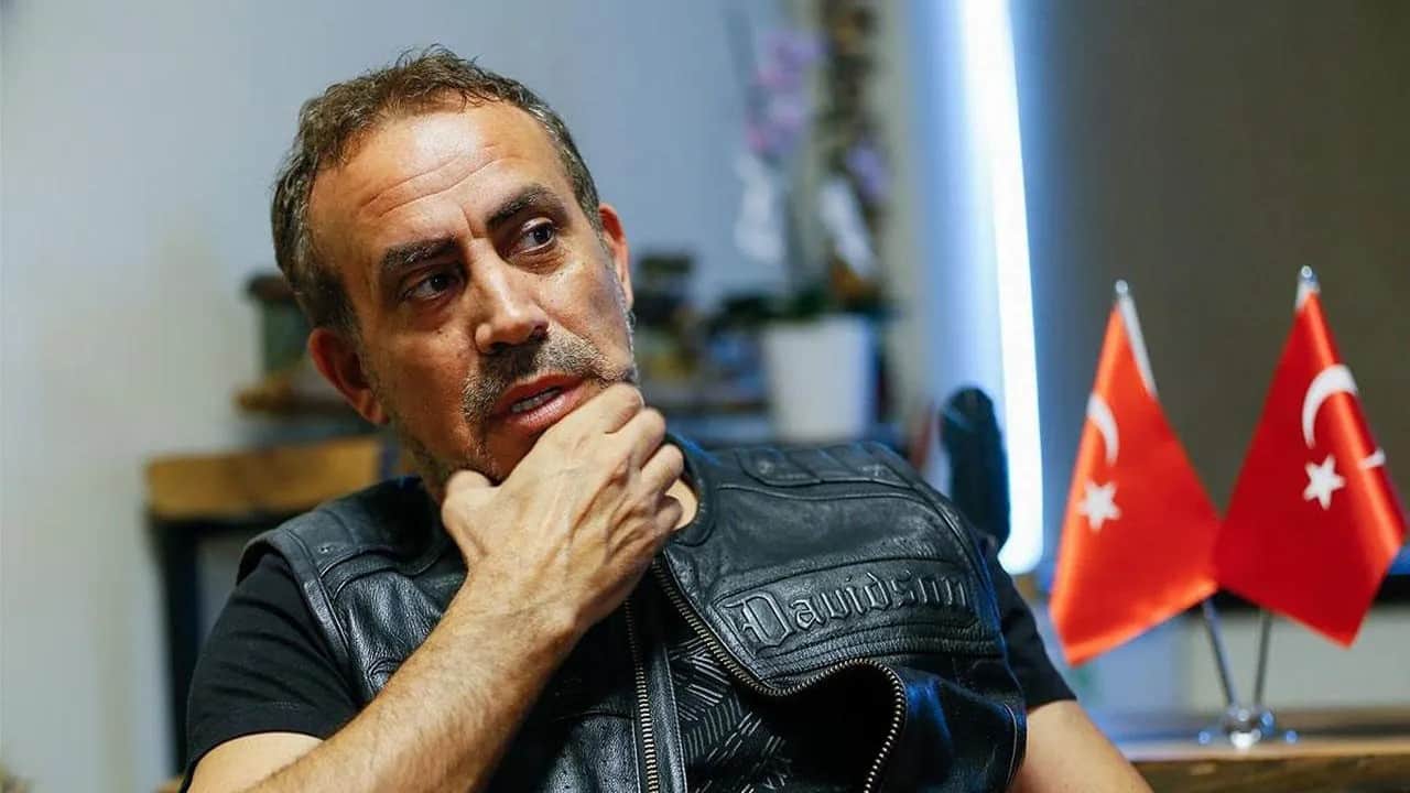 Foto - Ahbap balonu patladı muhalif ünlüler birer birer dökülüyor! Eda Ece yıllar sonra o kâbusu anlatıp helallik istedi!