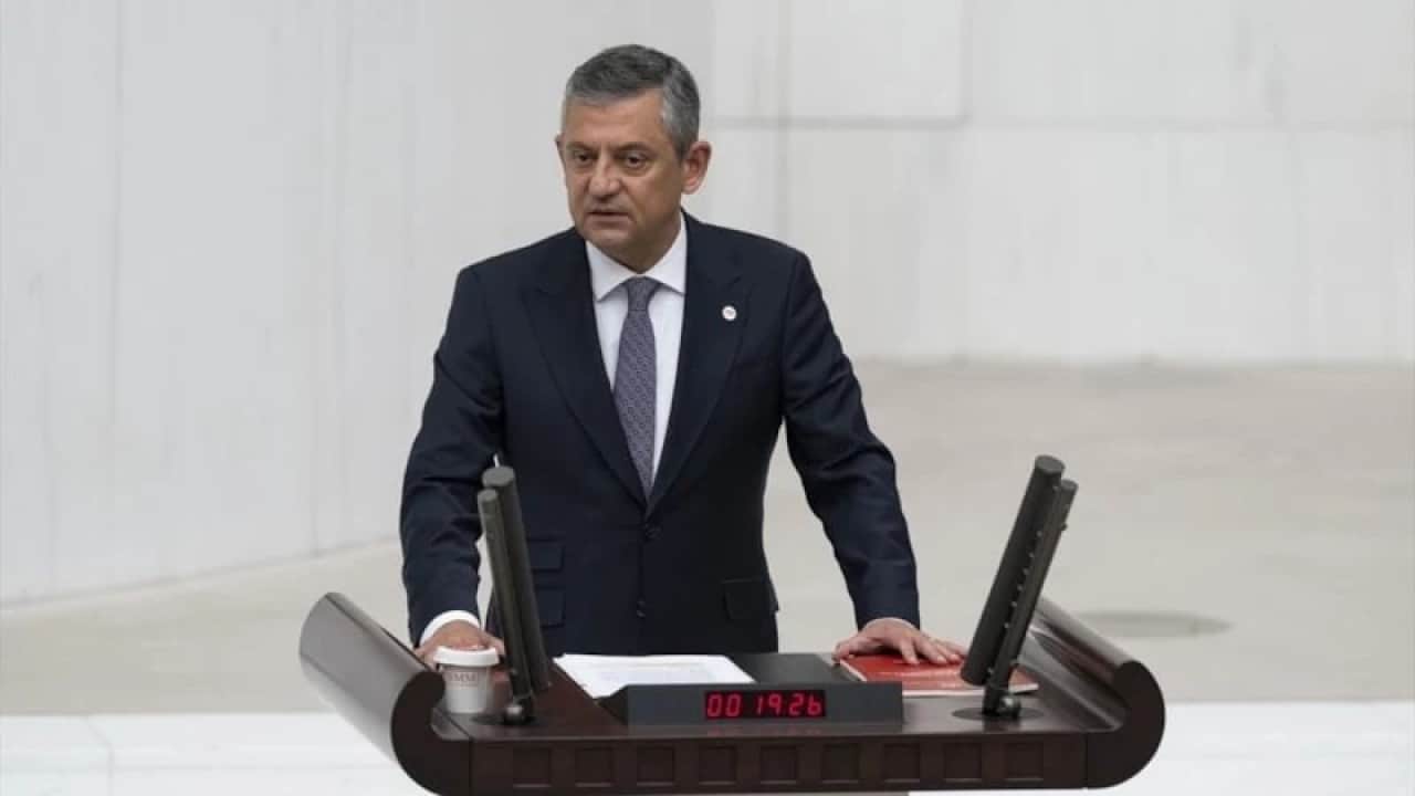 Foto - Ahbap’a milyonlar kaptıran kitle yine dertli: 'Özgür Özel de bizi kandırdı'