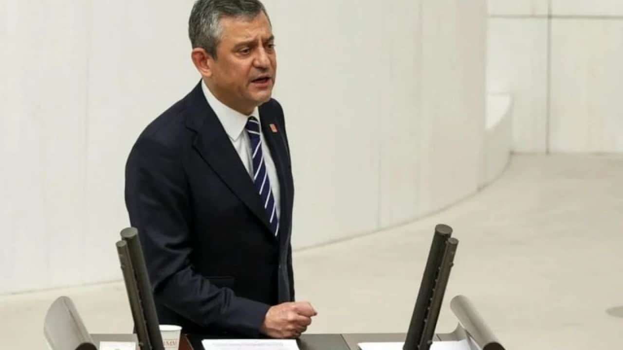 Foto - Ahbap’a milyonlar kaptıran kitle yine dertli: 'Özgür Özel de bizi kandırdı'