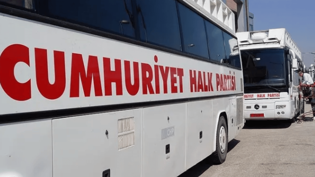 Foto - AK Parti’den seçim anketinde fark: Bu pazar sandık kurulsa hangi parti yüzde kaç alır?