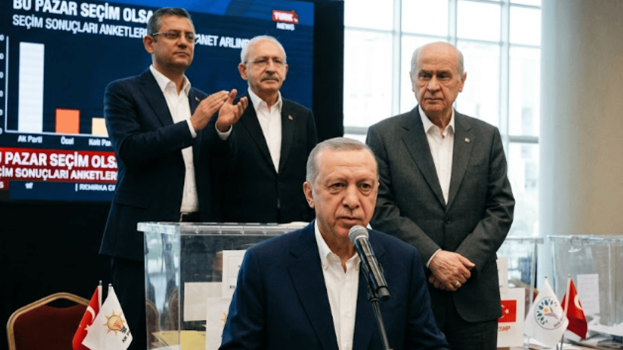 Foto - AK Parti’den seçim anketinde fark: Bu pazar sandık kurulsa hangi parti yüzde kaç alır?