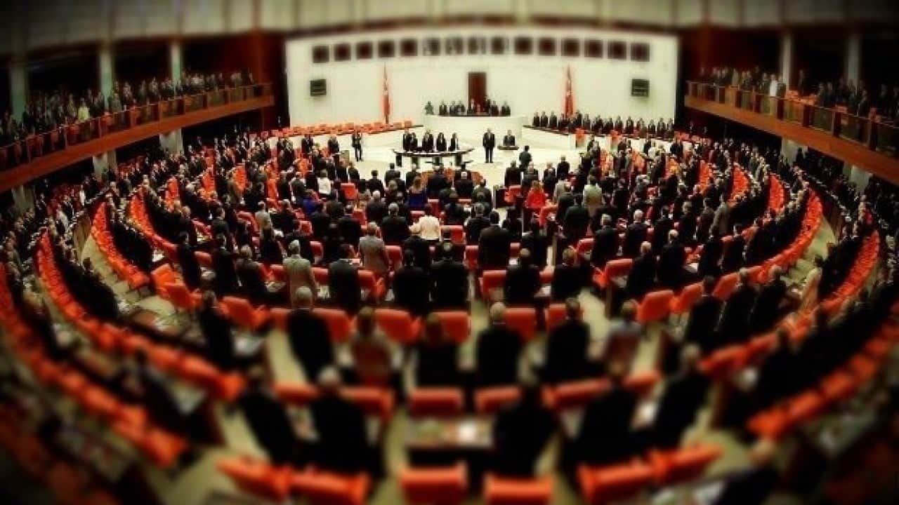 Foto - Ali Rıza Demircan uyardı: Çöküş sebebi olur, vallahi Gayretullah’a dokunur