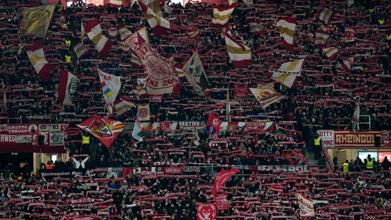 Foto - Almanlar futbolu fena seviyor! Tüm zamanların rekoru kırıldı