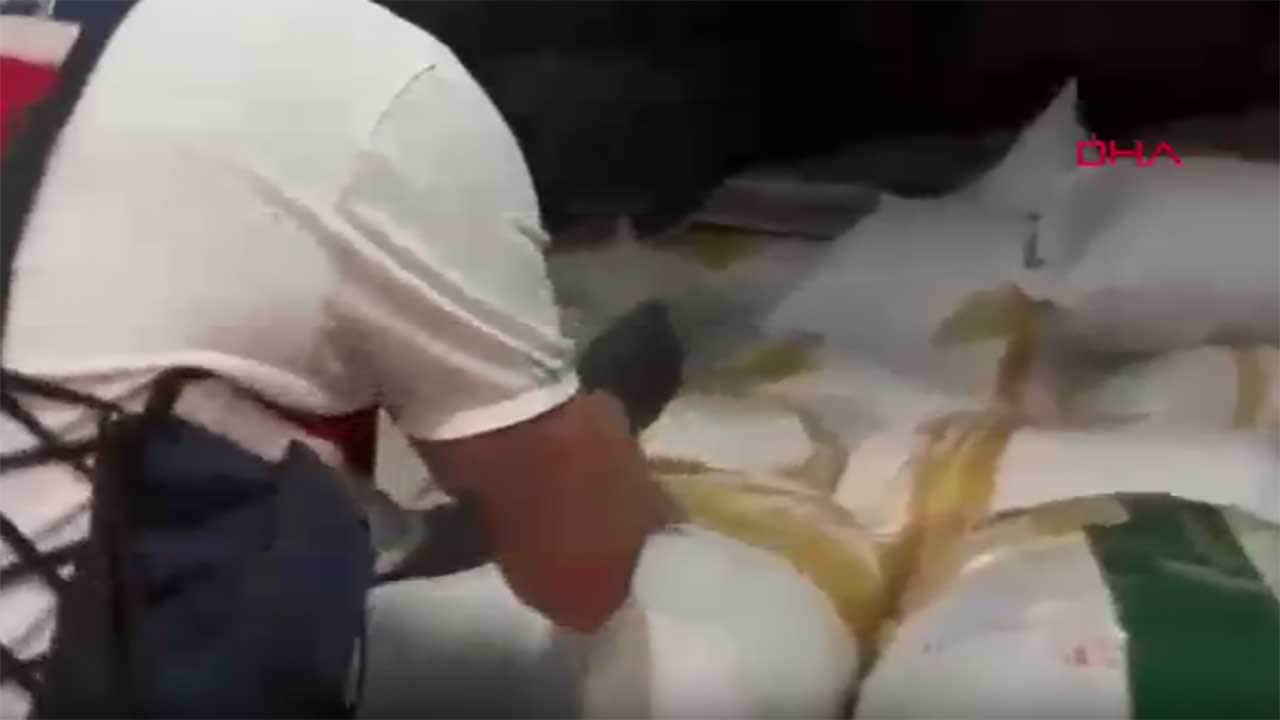 Foto - Ambarlı Limanı’ndan şaşırtan manzara! Un çuvallarında tonlarca uyuşturucu