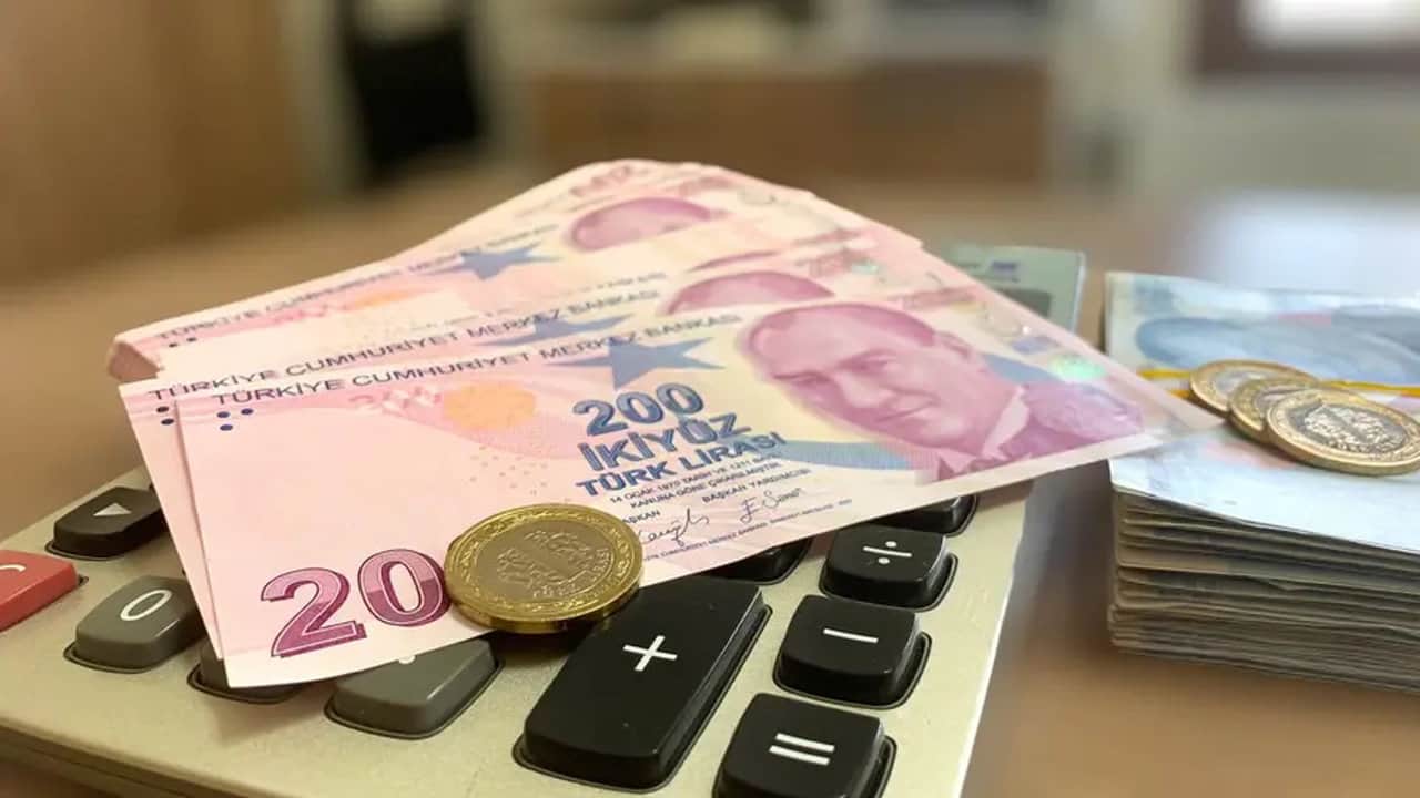 Foto - Anayasa Mahkemesi’nden kritik hamle! Emeklilere 25 bin TL’lik dev zam müjdesi mi geliyor? 