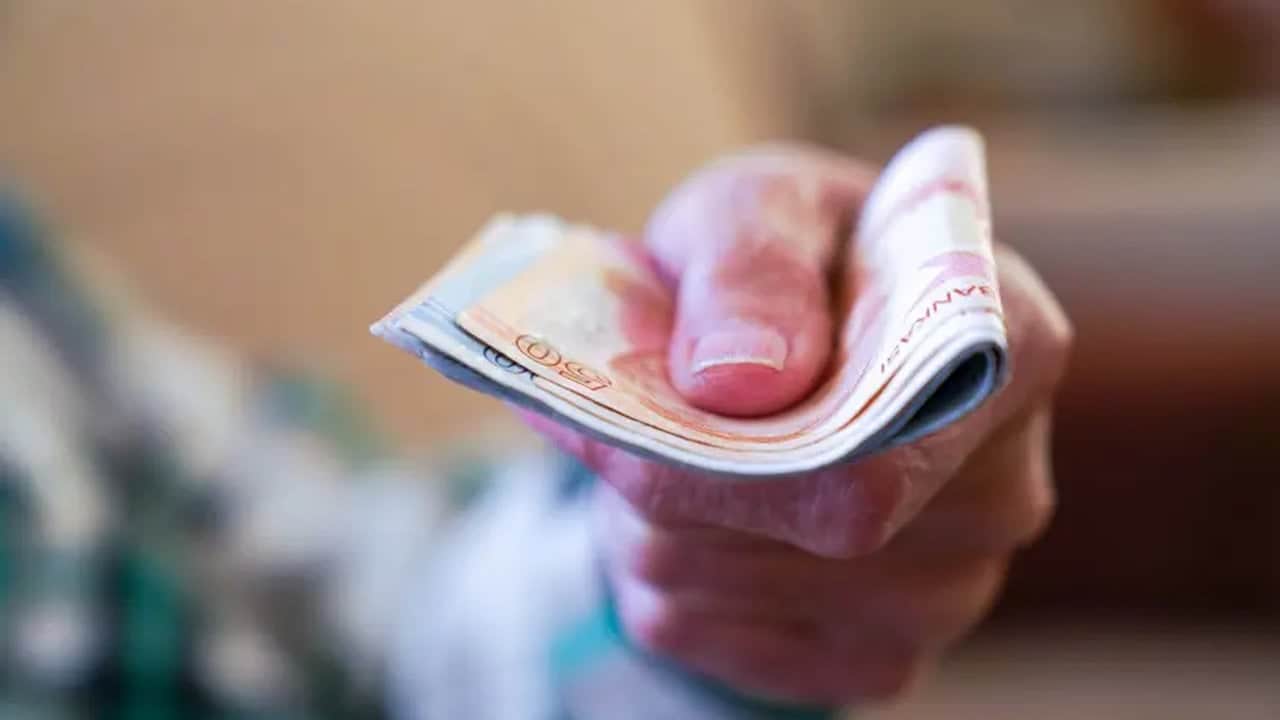 Foto - Anayasa Mahkemesi’nden kritik hamle! Emeklilere 25 bin TL’lik dev zam müjdesi mi geliyor? 