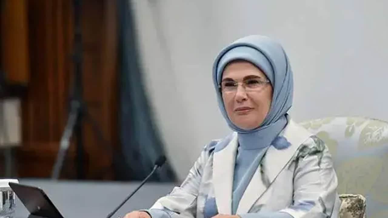 Anne sütü eşsiz: Emine Erdoğan'dan 'Dünya Emzirme Haftası' açıklaması