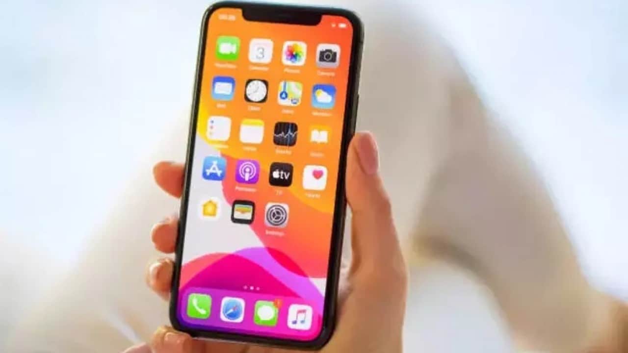 Foto - Apple 20. yıla özel hamle: iPhone 19’u atlayıp doğrudan iPhone 20’ye geçiyor