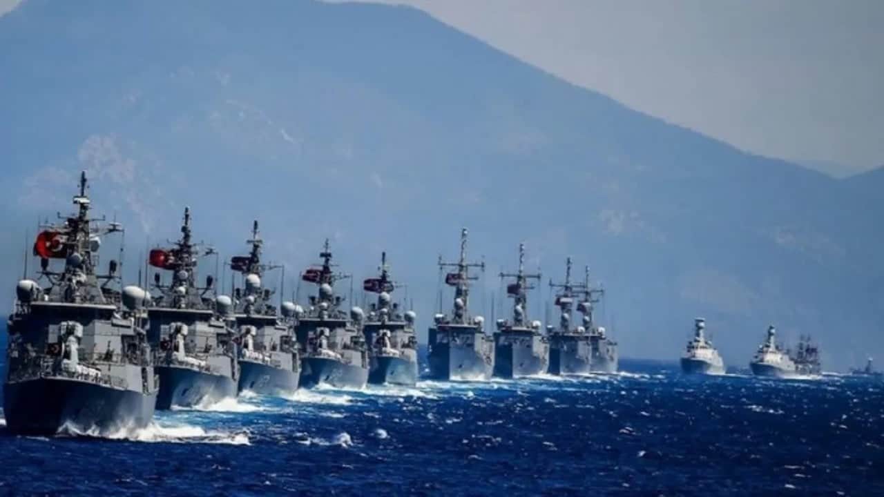 Foto - Arap ülkesi 'Türkiye de olmalı' dedi: Türk savaş gemileri apar topar hazırlığa başladı