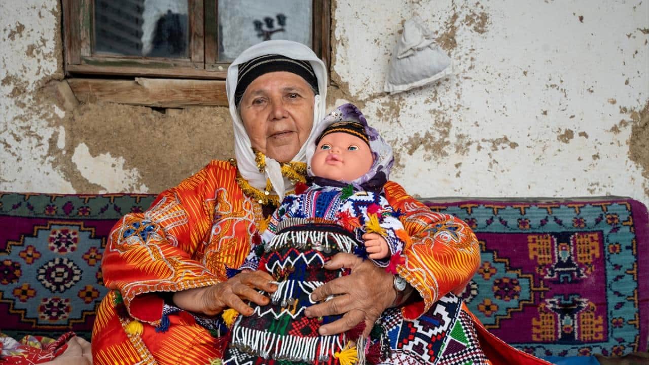 Foto - Asırlardır yaşatılıyor! Nebiköy'ün geleneksel kıyafetleri ilgi çekiyor