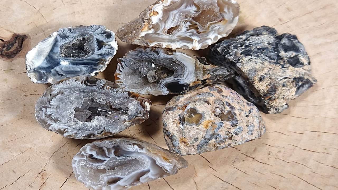 Foto - Ayağına takılan taştan servet çıktı! Bir çok şehrimiz bu hazinelerle dolu