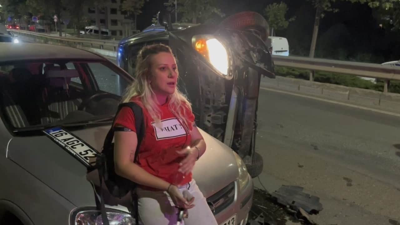 Foto - Ayyaş kadın içti içti mahalleyi savaş alanına çevirdi