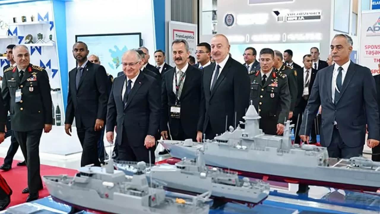 Foto - Azerbaycan Türk savunma sanayinden esinlenip bombayı patlattı
