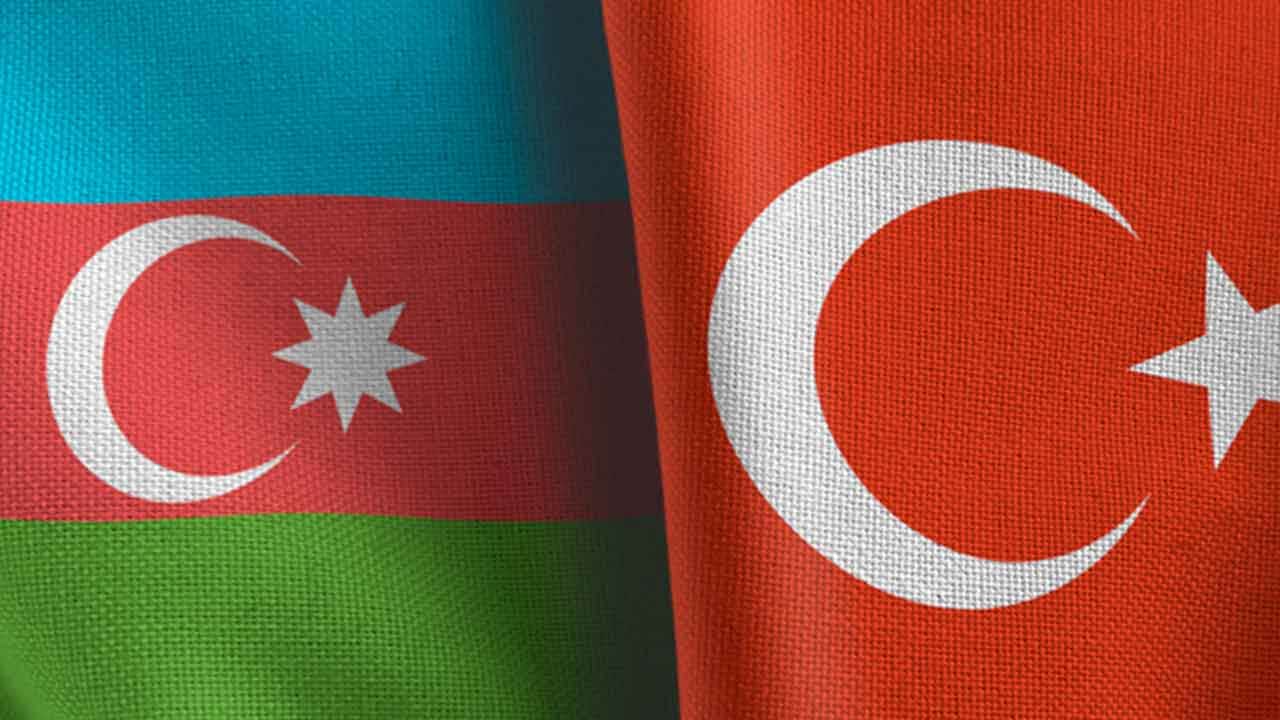 Foto - Azerbaycan'ın kritik isminden çok sert Türkiye tepkisi: 'Bunu yapanları hain olarak adlandırıyorum' 