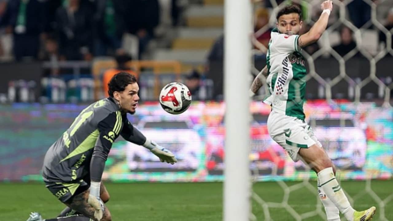 Foto - Aziz Yıldırım ile görüşmüştü: Ederson'dan ayrılık haberlerine yanıt: O da kalıyor