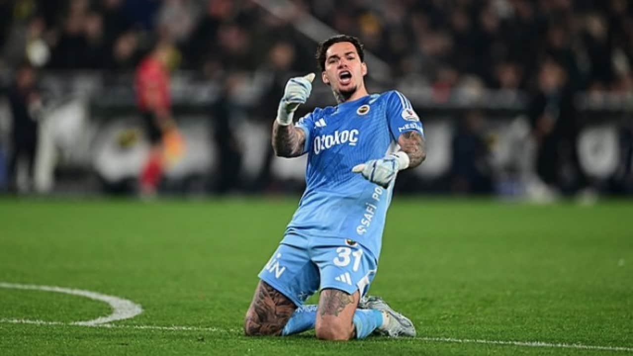 Aziz Yıldırım ile görüşmüştü: Ederson'dan ayrılık haberlerine yanıt: O da kalıyor