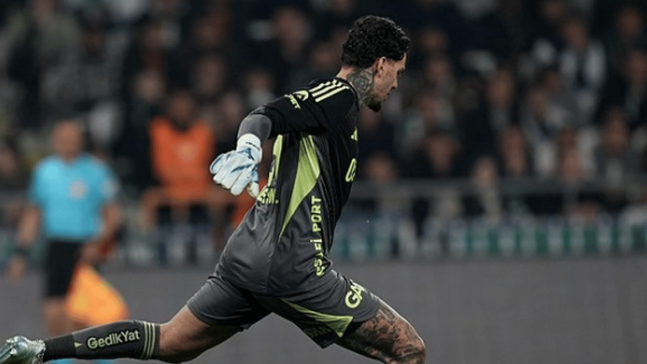 Foto - Aziz Yıldırım ile görüşmüştü: Ederson'dan ayrılık haberlerine yanıt: O da kalıyor