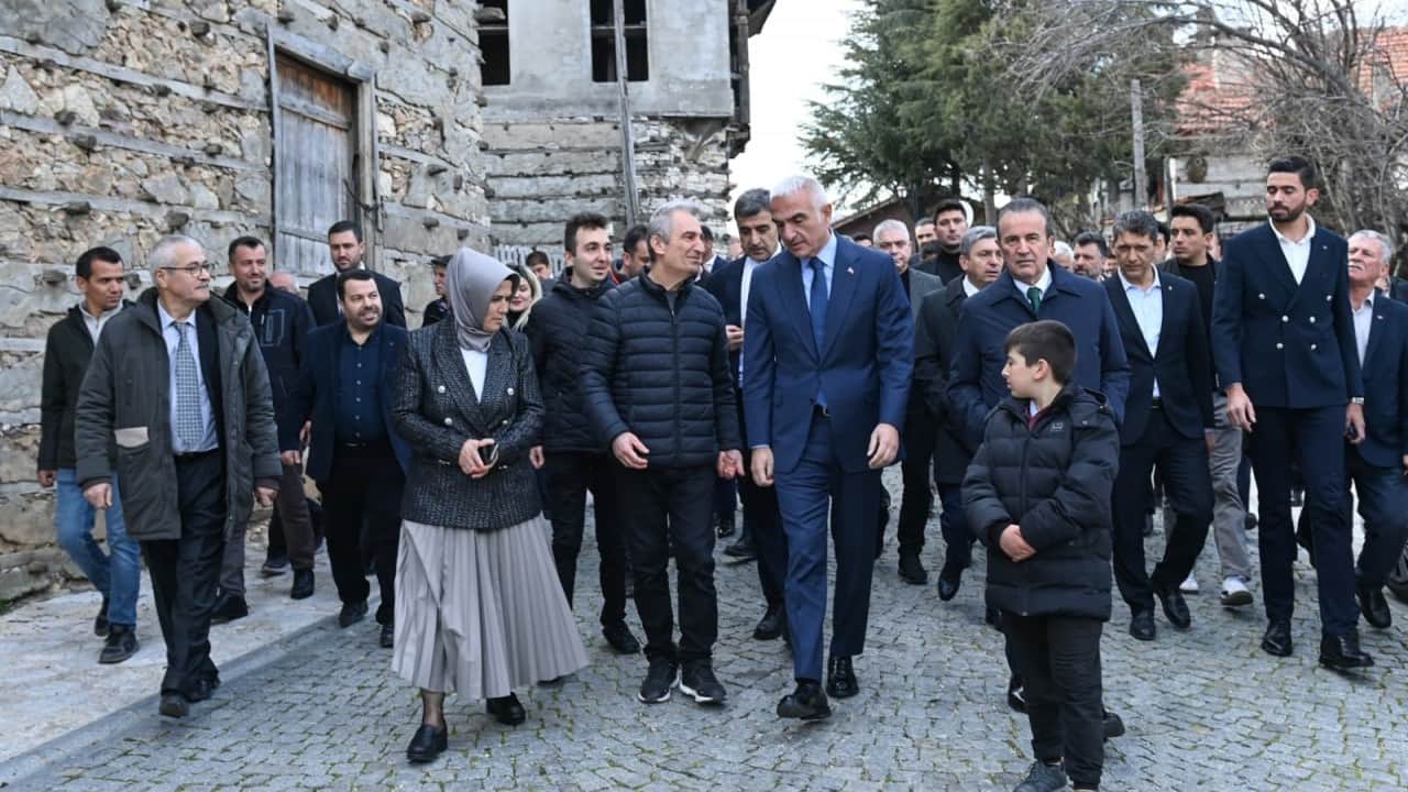 Foto - Baba ocağı İbradı’da vefa buluşması.. Ersoy: Ormana’nın ‘Dünyanın en iyi turizm köyü’ seçilmesi tesadüf değil!