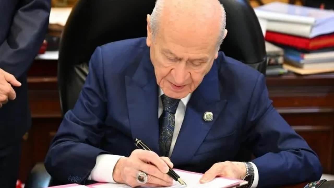 Foto - Bahçeli anlattı: ‘Emperyalizme darbe vurduk’