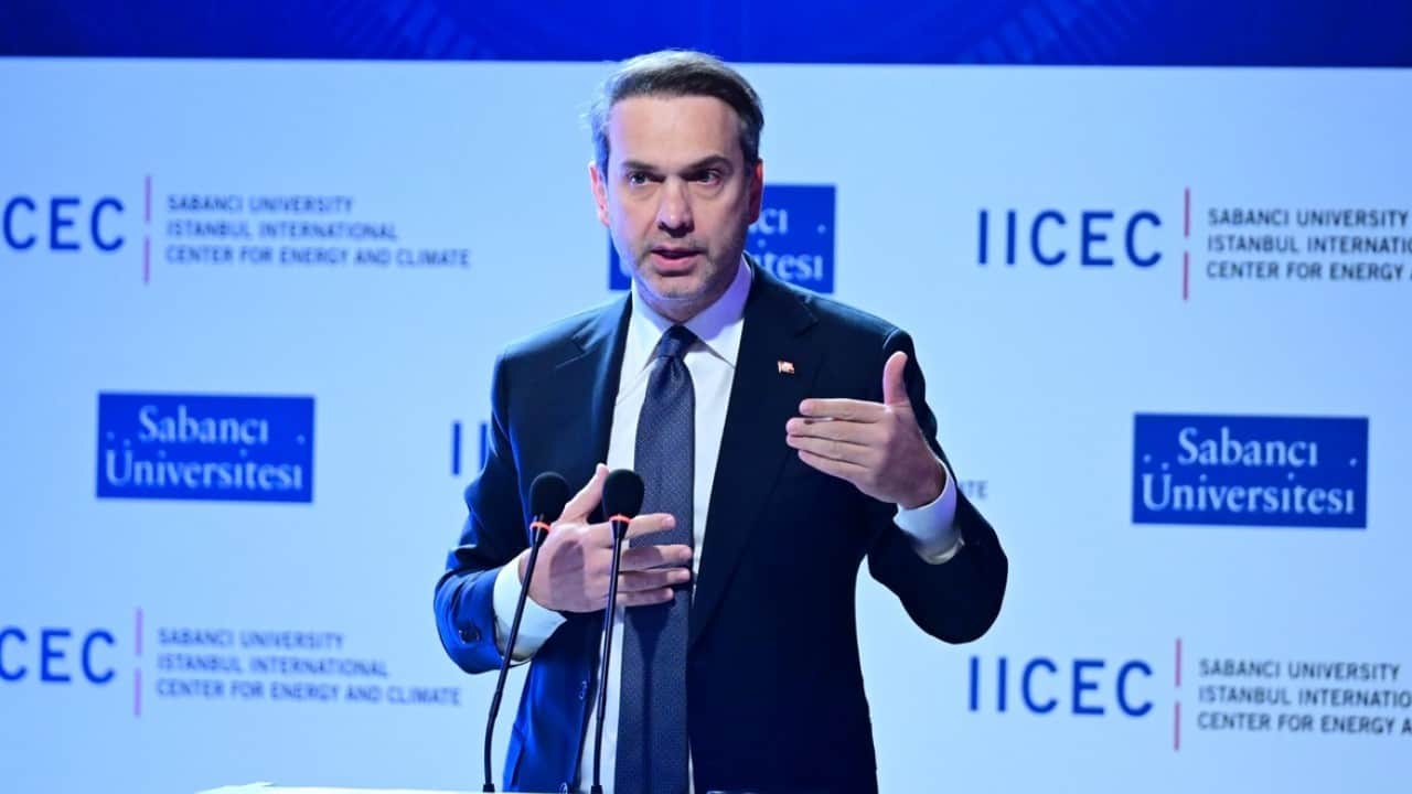 Foto - Bakan Bayraktar 2026'yı işaret etti: Yenilenebilir enerjide ‘yeni bir rekor yılı’ olacak