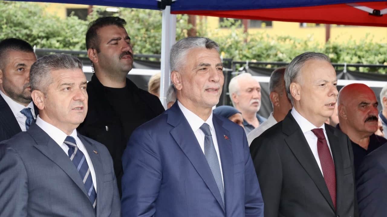 Foto - Bakan Bolat Türkiye dış ticaretle büyüyen bir ülke Asya ülkelerine geçişin anahtarı bizim elimizde