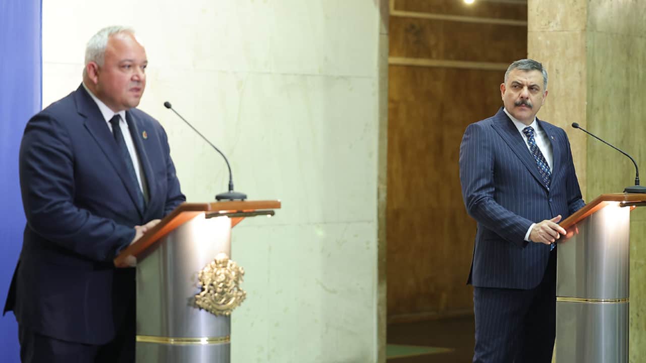 Foto - Bakan Çiftçi, sınırları aşan suç örgütlerinin peşinde! Bulgaristan ile mutabakat zaptı imzalandı 