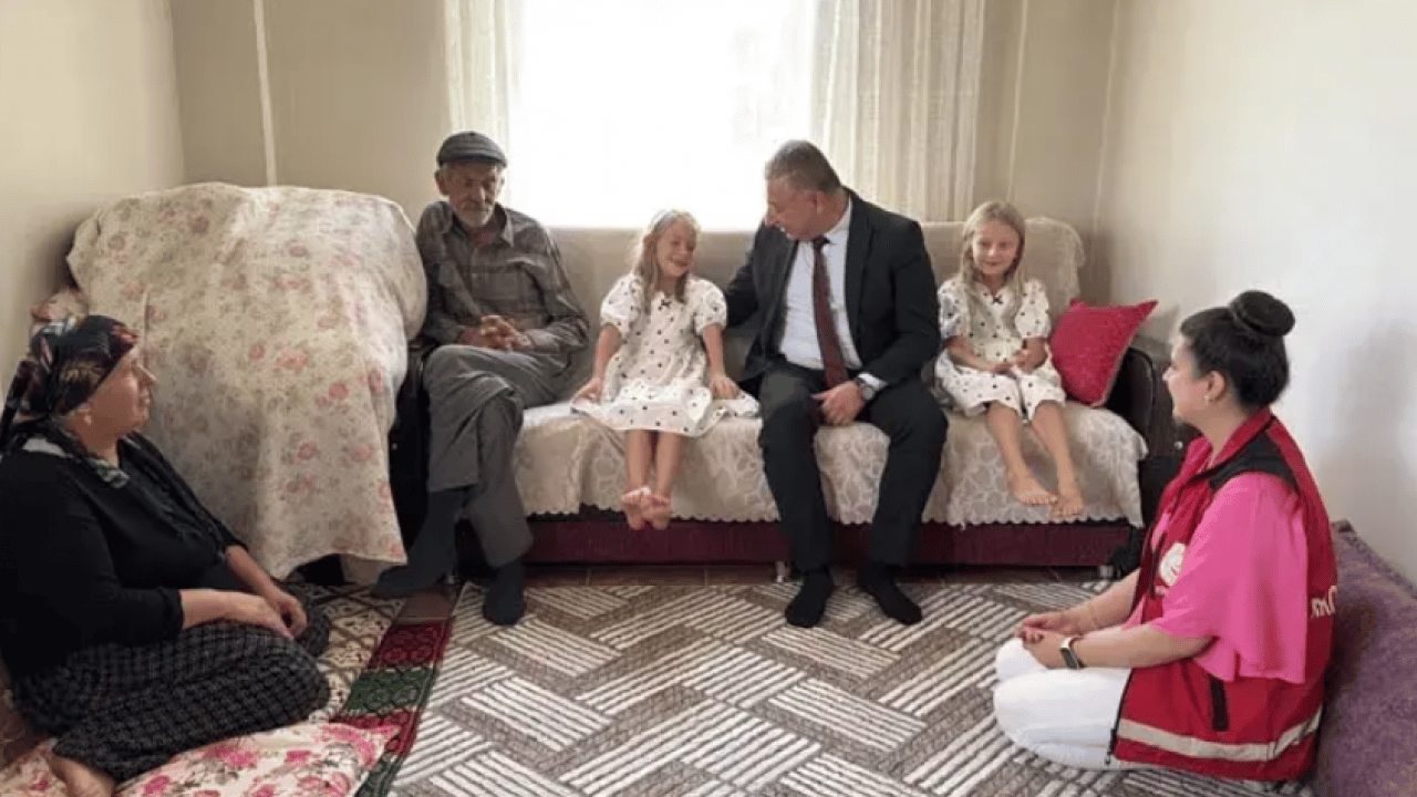 Foto - Bakan duyurdu: İkizlerin geleceği teminat altında: 'Aile danışmanlığı' süreci resmen başladı