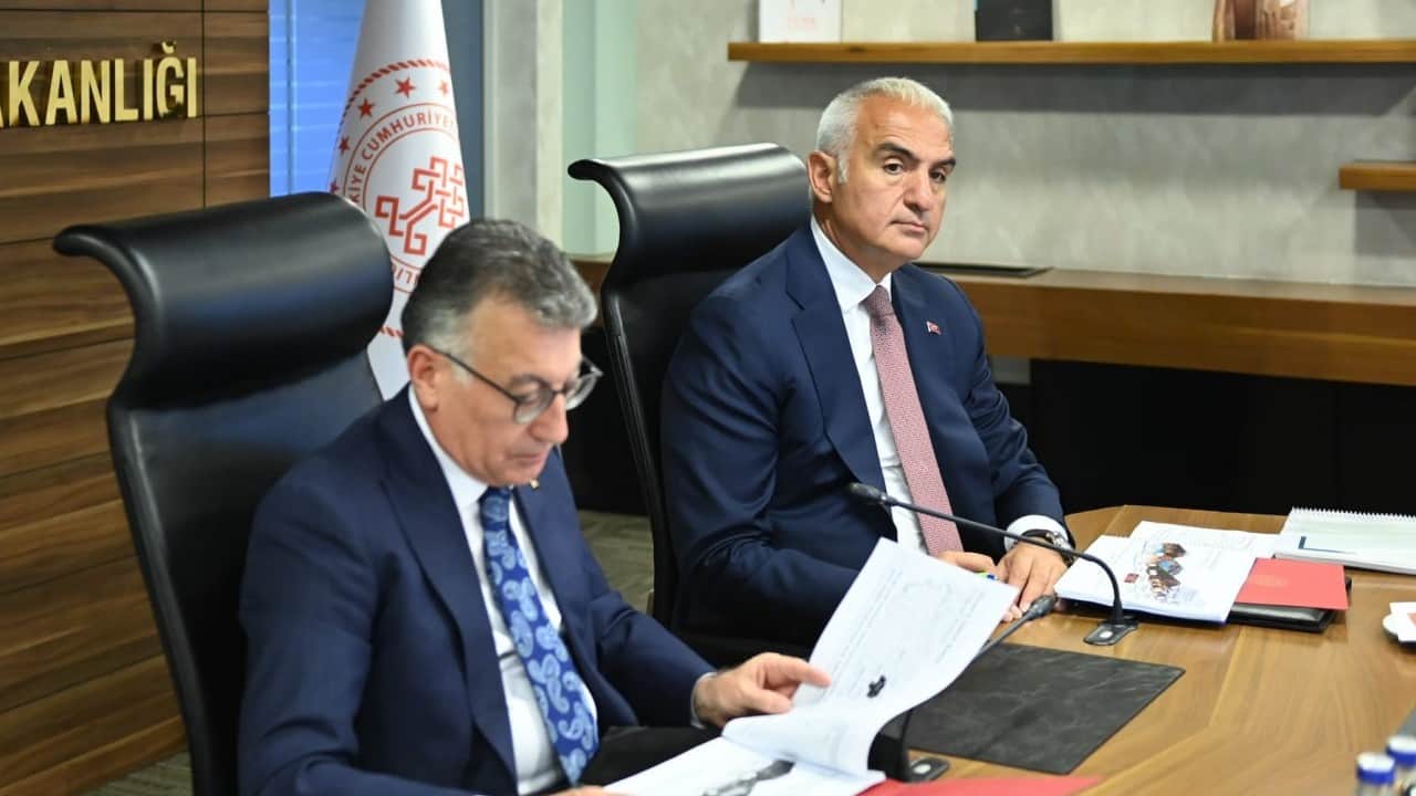 Foto - Bakan Ersoy, Sivas heyetini kabul etti: Kültür, gastronomi ve yatırım başlıkları konuşuldu...