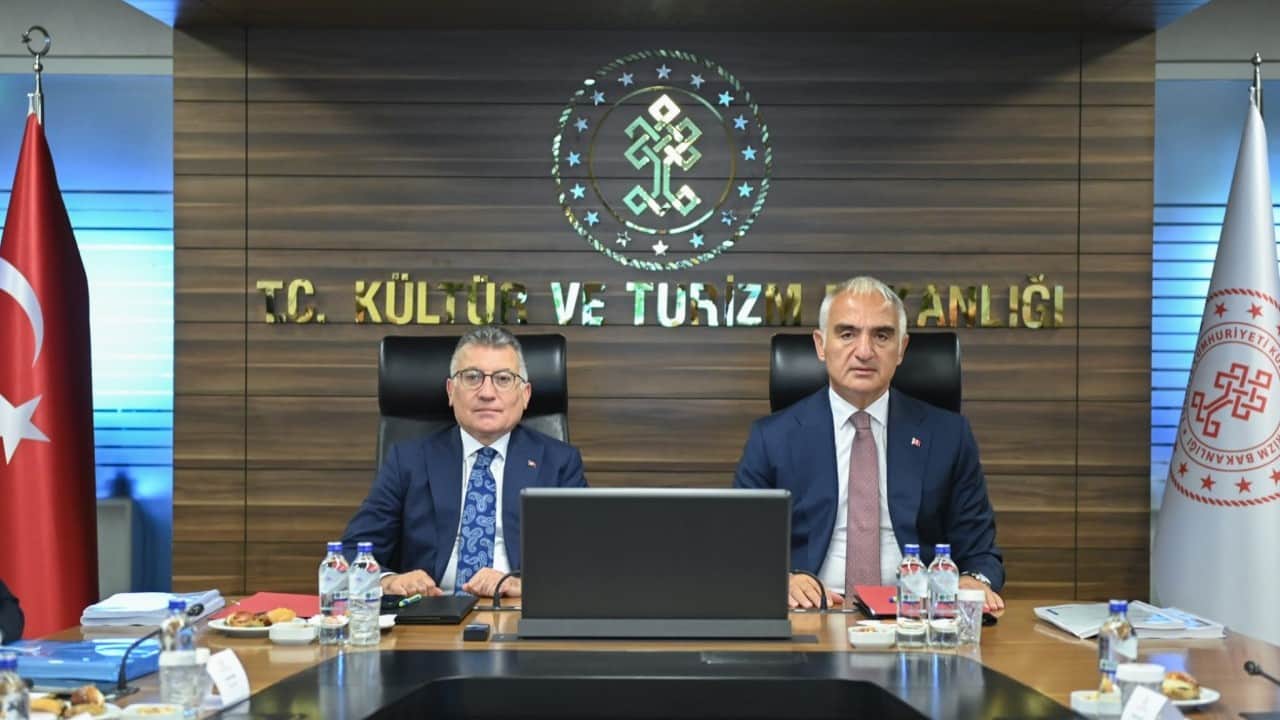 Foto - Bakan Ersoy, Sivas heyetini kabul etti: Kültür, gastronomi ve yatırım başlıkları konuşuldu...