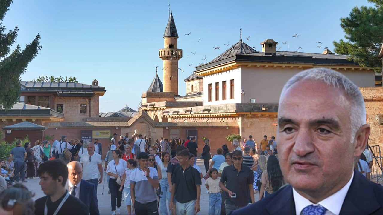Bakan Ersoy’dan Hacı Bektaş-ı Veli’nin ocağından birlik mesajı! İnsanlığın reçetesi açıktır: Bir olalım, iri olalım, diri olalım!